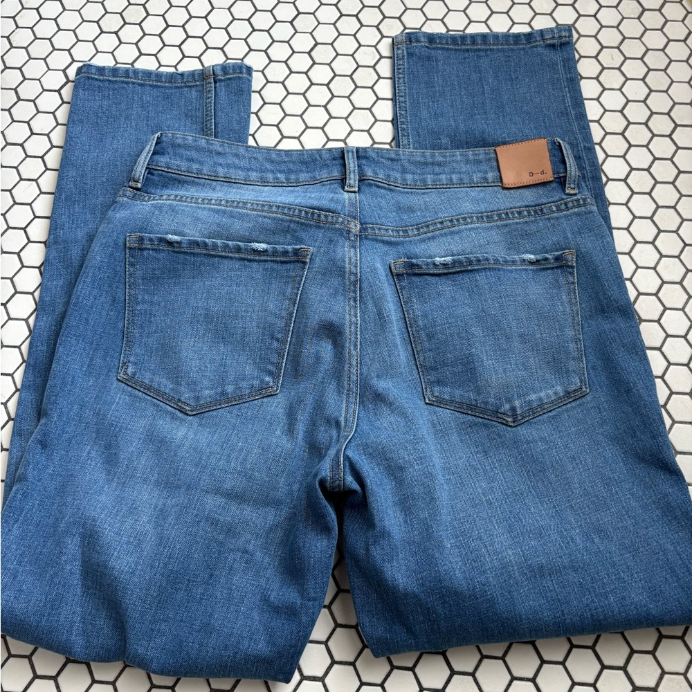 Dish-denim Women's Straight Leg Blue Jeans